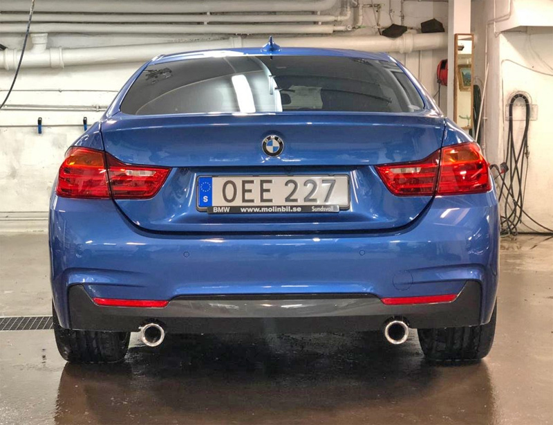 Blå BMW 440I Xdrive stulen i Sundbyberg