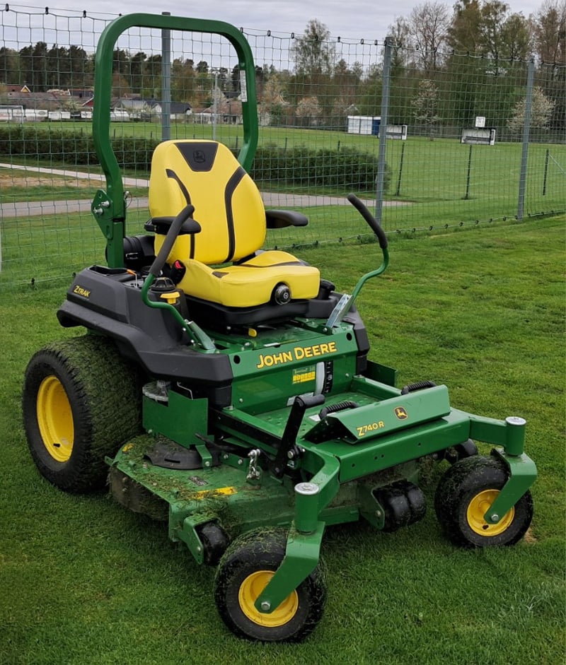John Deere Z740R Rotorgräsklippare stulen i Källby väster om Götene