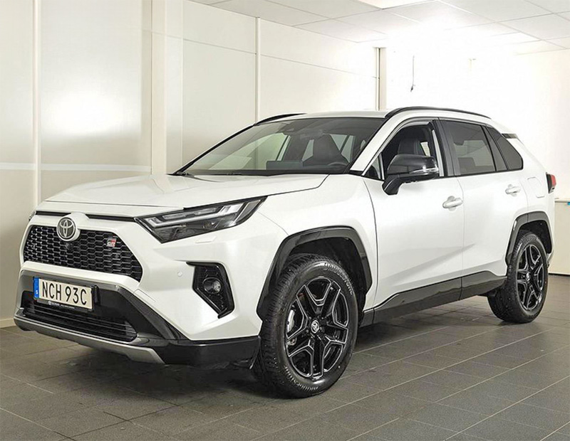 Vit Toyota RAV4 Elhybrid AWD GR-Sport stulen i Åkersberga