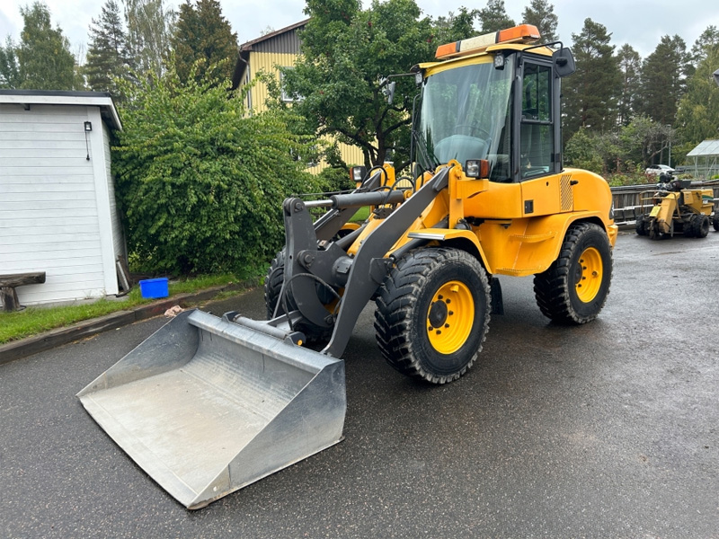 Gul hjullastare Volvo L30B stulen i Avesta