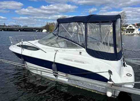 Bayliner 2450 Ciera Sunbridge stulen i Vårby, Stockholm