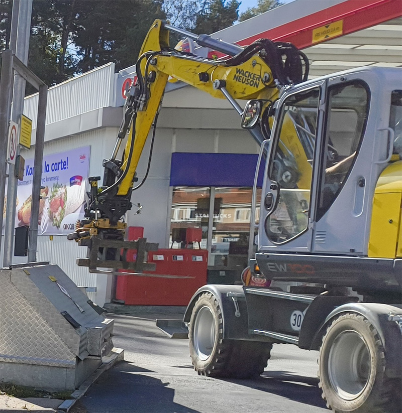 Wacker Neuson EW 100 stulen i Tumba