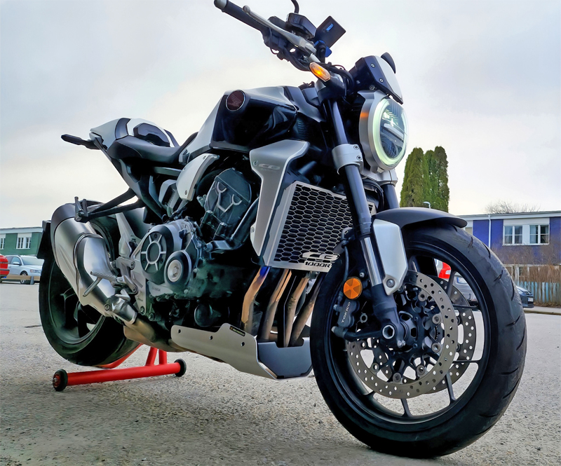 Honda CB 1000 R stulen i Upplands Väsby norr om Stockholm