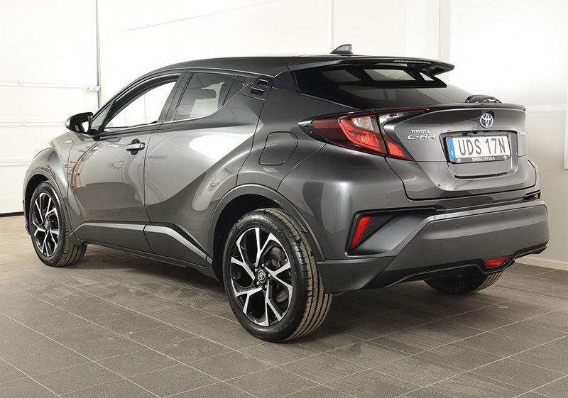 Gråmetallic Toyota C-HR X-Edition stulen i Täby norr om Stockholm