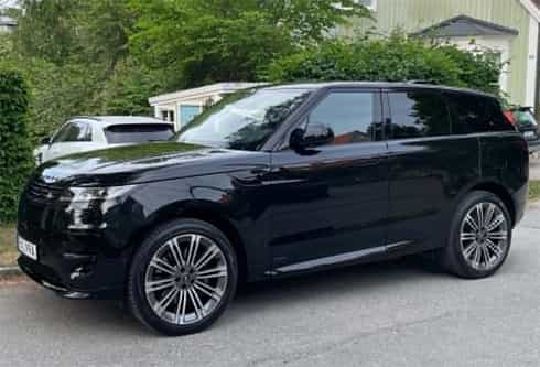 Svart Land Rover Range Rover Sport P510e Autobiography stulen i Bromma, Stockholm