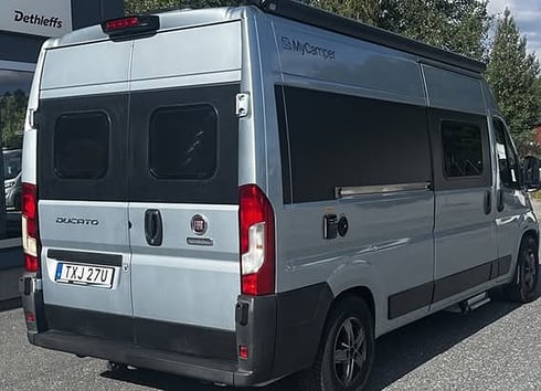 Husbil "plåtis" Fiat Westfalia Columbus 600D stulen i Bålsta mellan Stockholm och Enköping